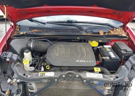 2014 Dodge Grand Caravan Sxt from USA, damaged, VIN 2C4RDGCG3ER356937